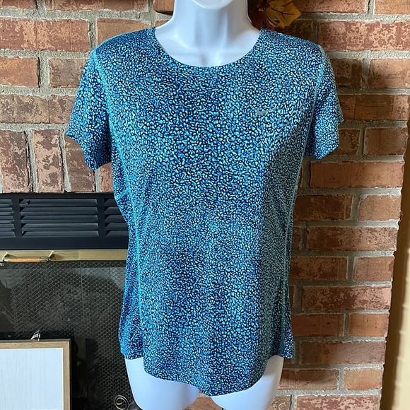 Nike Running Dri Fit Blue Pebbled Shirt - Picture 1 of 5